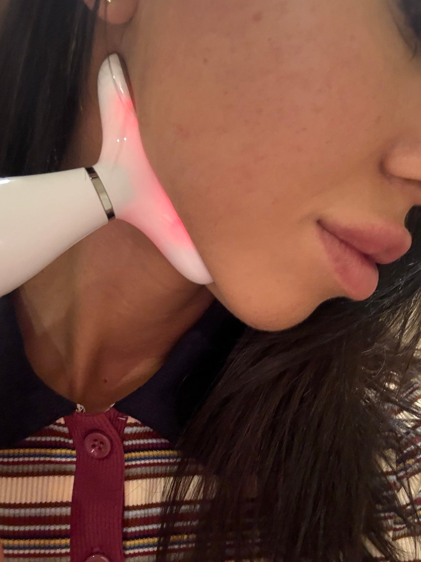 Скулптуриращо устройство за лице и шия